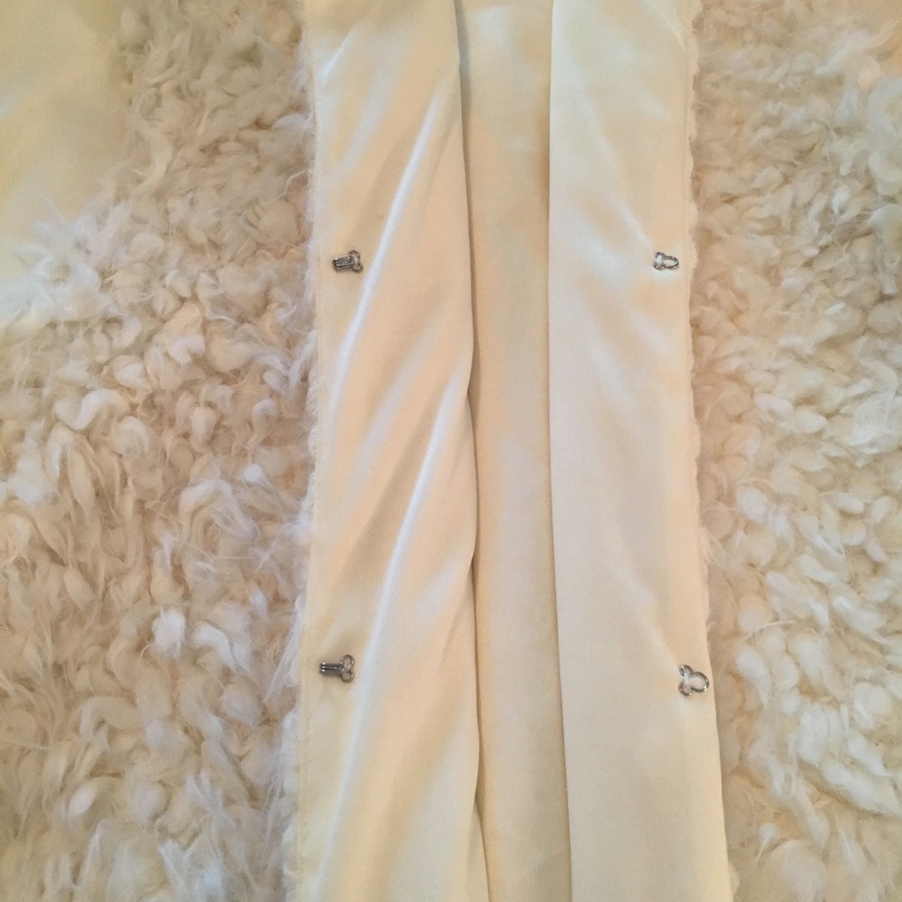 Sherpa Vest - Picture 4 of 5